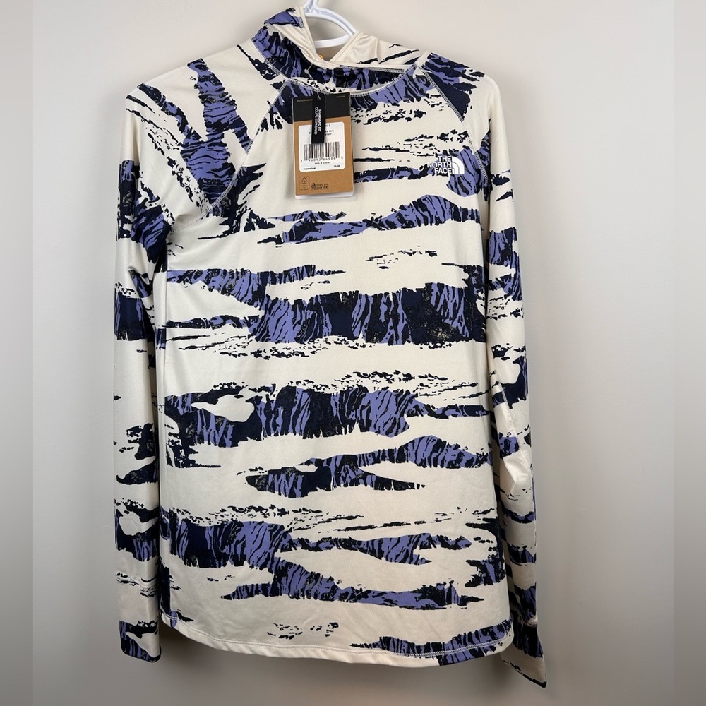 The North Face FlashDry Long Sleeve Rashguard Small White Purple Performance Top